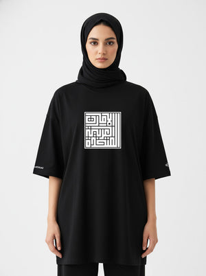 تيشيرت نسائي واسع إصدار الفخر بالإمارات
