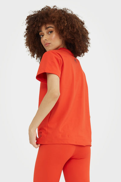 تيشيرت نسائي قَصة عادية مُستدام