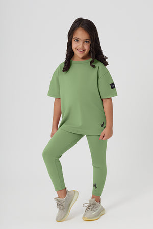 تيشيرت بقصة واسعة مستدام للفتيات