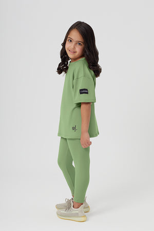 تيشيرت بقصة واسعة مستدام للفتيات